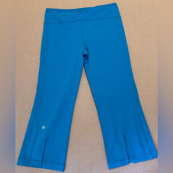 lululemon Crop Leggings - Picture 2 of 2